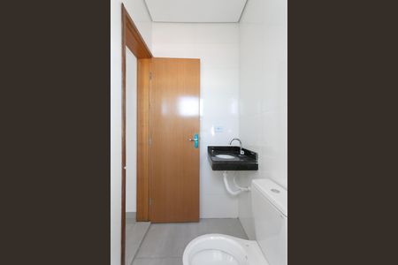 Apartamento para alugar com 38m², 2 quartos e sem vaga Apartamento para alugar com 38m², 2 quartos e sem vagaBanheiro