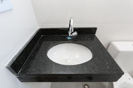 Apartamento para alugar com 38m², 2 quartos e sem vaga Apartamento para alugar com 38m², 2 quartos e sem vagaBanheiro