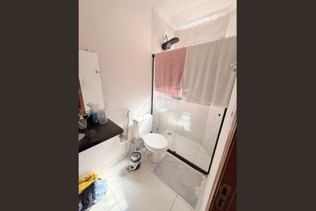 Casa à venda com 403m², 5 quartos e 3 vagasBanheiro da Suíte 1- Casa 2