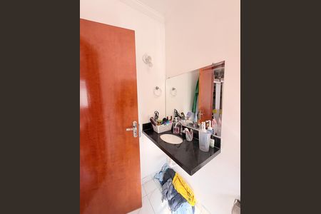 Casa à venda com 403m², 5 quartos e 3 vagasBanheiro da Suíte 1- Casa 2