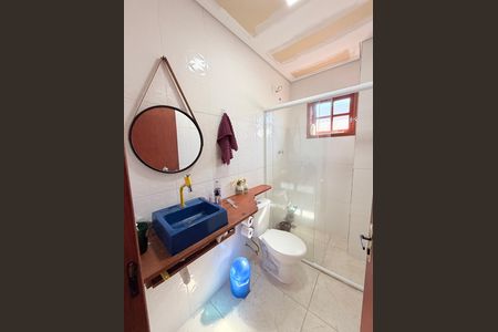 Casa à venda com 403m², 5 quartos e 3 vagasBanheiro Social