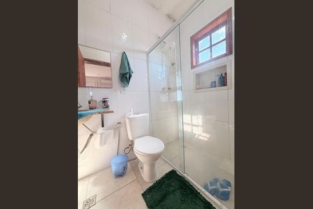 Casa à venda com 403m², 5 quartos e 3 vagasBanheiro da Suíte 1