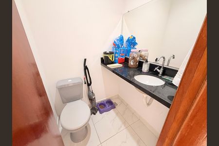 Casa à venda com 403m², 5 quartos e 3 vagasLavabo - Casa 2