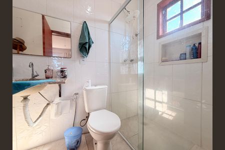 Casa à venda com 403m², 5 quartos e 3 vagasBanheiro da Suíte 1