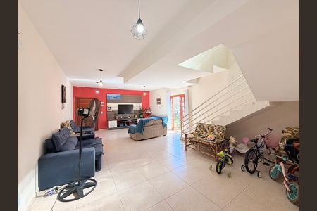 Casa à venda com 403m², 5 quartos e 3 vagasSala - Casa 1