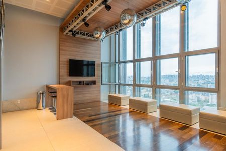 Apartamento para alugar com 38m², 1 quarto e 1 vaga Apartamento para alugar com 38m², 1 quarto e 1 vagaÁrea comum - Salão de festas