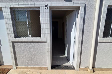 Casa de condomínio para alugar com 60m², 1 quarto e 1 vagaFachada