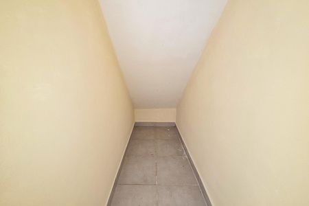 Casa de condomínio para alugar com 60m², 1 quarto e 1 vagaSala