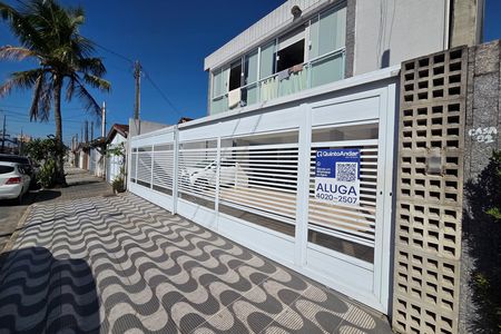Fachada de casa de condomínio para alugar com 1 quarto, 60m² em Maracanã, Praia Grande