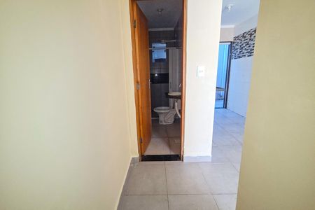 Sala de casa de condomínio para alugar com 1 quarto, 60m² em Maracanã, Praia Grande