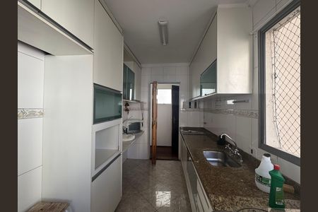 Cozinha de apartamento para alugar com 3 quartos, 86m² em Jd Bela Vista, Osasco