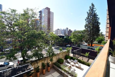 Varanda da Sala - Vista de apartamento à venda com 3 quartos, 170m² em Cambuí, Campinas