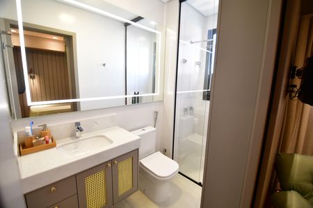 Apartamento à venda com 170m², 3 quartos e 3 vagasBanheiro Suíte
