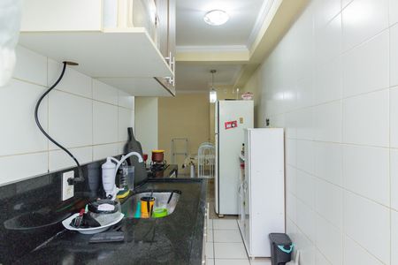 Cozinha de apartamento à venda com 2 quartos, 42m² em Parque Nações Unidas, São Paulo