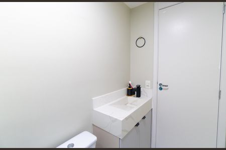 Apartamento à venda com 37m², 2 quartos e sem vaga Apartamento à venda com 37m², 2 quartos e sem vagaBanheiro