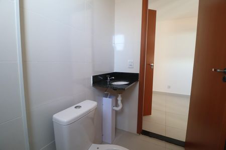 Apartamento para alugar com 47m², 2 quartos e 1 vagaBanheiro do Quarto 2
