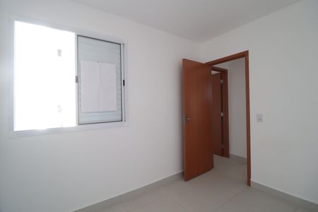 Apartamento para alugar com 47m², 2 quartos e 1 vagaQuarto 1