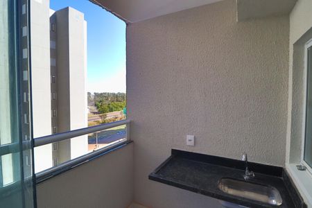 Apartamento para alugar com 47m², 2 quartos e 1 vagaSacada