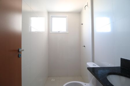 Apartamento para alugar com 47m², 2 quartos e 1 vagaBanheiro do Quarto 2