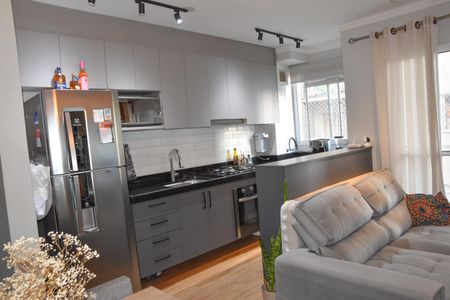 Apartamento à venda com 46m², 2 quartos e 1 vaga Apartamento à venda com 46m², 2 quartos e 1 vagaCozinha - Armários