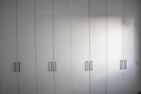 Apartamento à venda com 46m², 2 quartos e 1 vaga Apartamento à venda com 46m², 2 quartos e 1 vagaarmarios quarto 2