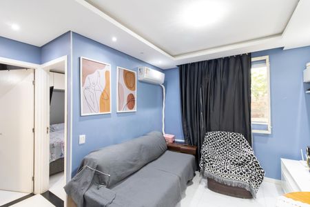 Sala de apartamento à venda com 2 quartos, 48m² em Cavalhada, Porto Alegre