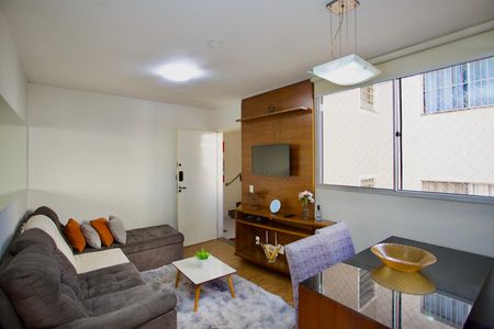 Sala de apartamento para alugar com 2 quartos, 52m² em Bernardo Monteiro, Contagem