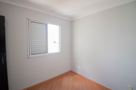 QUARTO 2 de apartamento para alugar com 2 quartos, 49m² em Vila Amélia, São Paulo