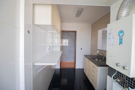 Apartamento para alugar com 49m², 2 quartos e 2 vagasCOZINHA E ÁREA DE SERVIÇO