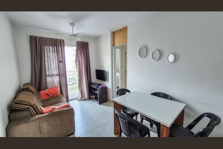 Apartamento à venda com 3 quartos, 52m² em Parada de Lucas, Rio de Janeiro