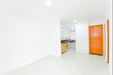 Sala de apartamento para alugar com 2 quartos, 44m² em Vila Nova Bonsucesso, Guarulhos