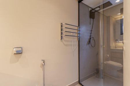 Apartamento para alugar com 47m², 1 quarto e 1 vaga Apartamento para alugar com 47m², 1 quarto e 1 vagaBanheiro da Suíte