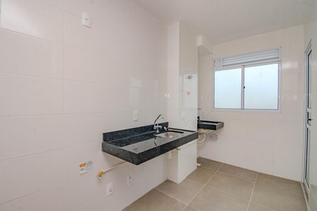 Apartamento à venda com 52m², 2 quartos e 1 vaga Apartamento à venda com 52m², 2 quartos e 1 vagaCozinha e Área de Serviço