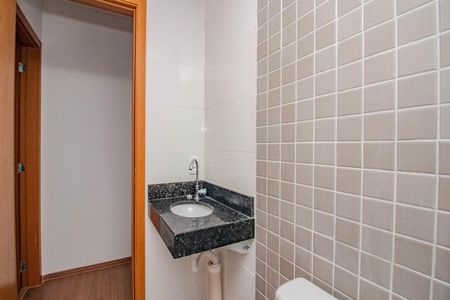 Apartamento à venda com 52m², 2 quartos e 1 vaga Apartamento à venda com 52m², 2 quartos e 1 vagaBanheiro Social