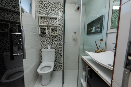 Casa para alugar com 170m², 3 quartos e 2 vagas Casa para alugar com 170m², 3 quartos e 2 vagasBanheiro da Suíte