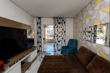 Casa para alugar com 170m², 3 quartos e 2 vagas Casa para alugar com 170m², 3 quartos e 2 vagasSala