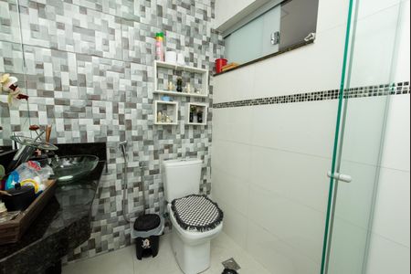 Casa para alugar com 170m², 3 quartos e 2 vagas Casa para alugar com 170m², 3 quartos e 2 vagasBanheiro