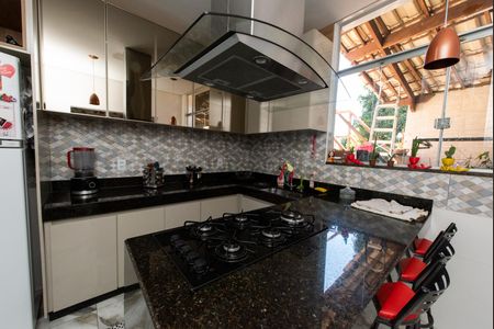 Cozinha de casa para alugar com 3 quartos, 170m² em Jardim Bandeirantes, Contagem
