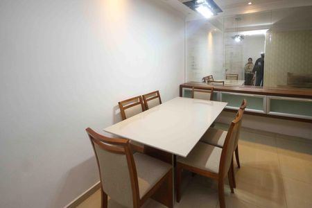 Apartamento para alugar com 70m², 3 quartos e 1 vaga Apartamento para alugar com 70m², 3 quartos e 1 vagaSala de Jantar