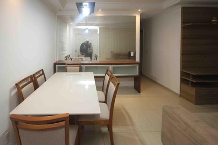 Apartamento para alugar com 70m², 3 quartos e 1 vaga Apartamento para alugar com 70m², 3 quartos e 1 vagaSala de Jantar