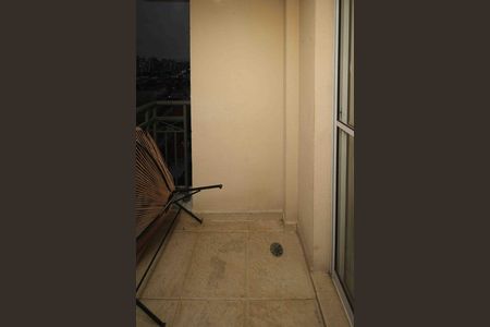 Apartamento para alugar com 70m², 3 quartos e 1 vaga Apartamento para alugar com 70m², 3 quartos e 1 vagaVaranda