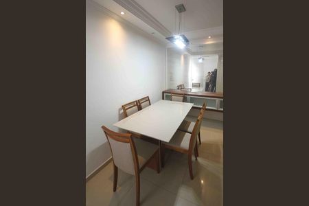 Apartamento para alugar com 70m², 3 quartos e 1 vaga Apartamento para alugar com 70m², 3 quartos e 1 vagaSala de Jantar