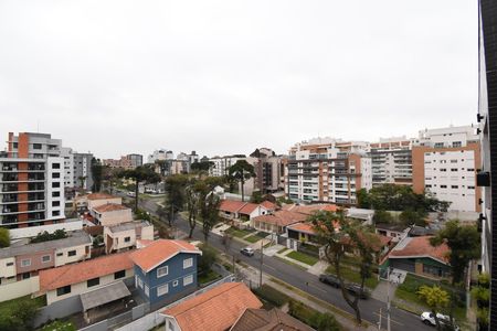 Vista da Sacada de apartamento para alugar com 2 quartos, 67m² em Boa Vista, Curitiba