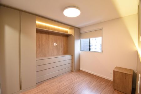 Apartamento para alugar com 67m², 2 quartos e 1 vagaSuíte
