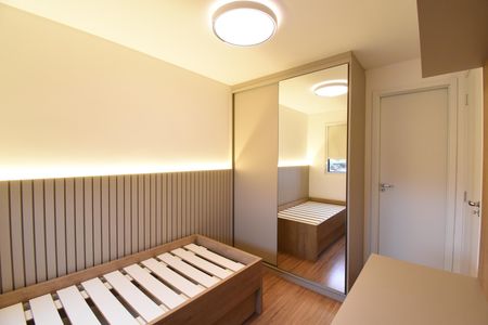 Suíte 2 de apartamento para alugar com 2 quartos, 67m² em Boa Vista, Curitiba