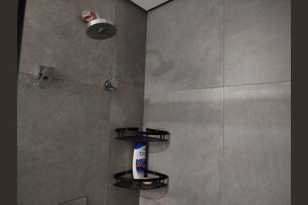 Studio para alugar com 37m², 1 quarto e 1 vaga Studio para alugar com 37m², 1 quarto e 1 vagaBanheiro