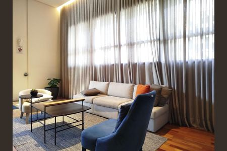 Studio para alugar com 37m², 1 quarto e 1 vaga Studio para alugar com 37m², 1 quarto e 1 vagaHall social