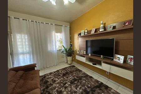 Casa à venda com 500m², 2 quartos e 1 vagaSala