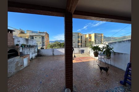 Vista do Quarto 1 de casa à venda com 2 quartos, 500m² em Pilares, Rio de Janeiro
