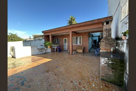 Fachada de casa à venda com 2 quartos, 500m² em Pilares, Rio de Janeiro